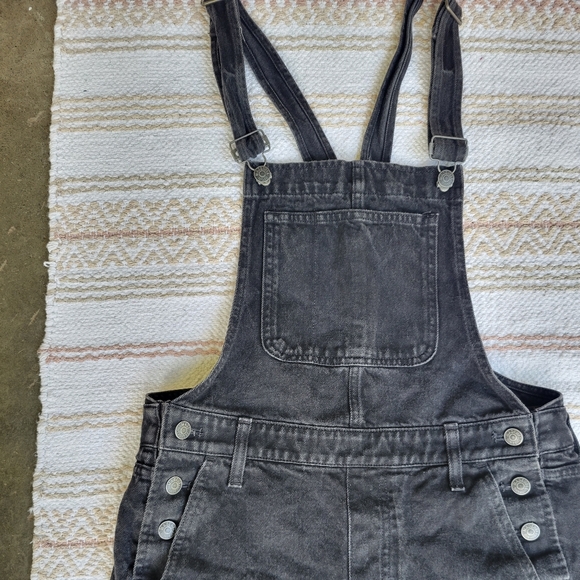Madewell Adirondack Short Overalls - Picture 4 of 10